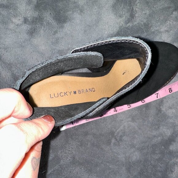 Black Cutout Suede Booties With Buckle Close Toe Lucky Brand Women's Size 8.5 - Picture 8 of 10